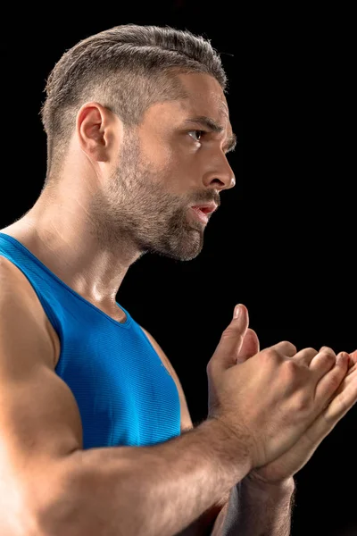 Hombre atlético en ropa deportiva — Foto de Stock