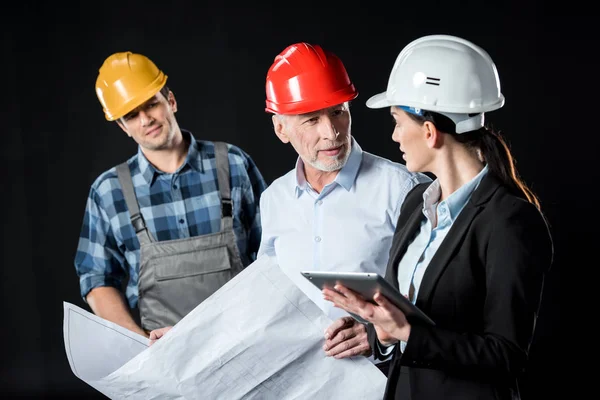 Zwei Architekten im Gespräch — Stockfoto