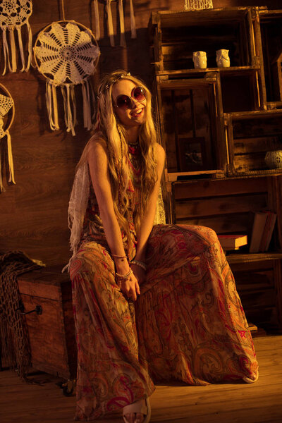 Молодая женщина в стиле Бохо
