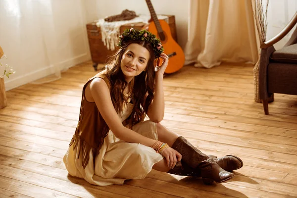 Young woman in boho style — Stock Photo, Image