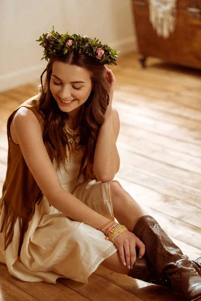 Young woman in boho style — Stock Photo, Image