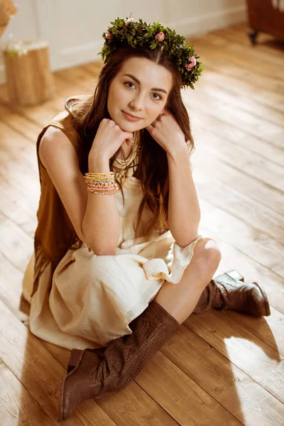 Young woman in boho style — Stock Photo, Image