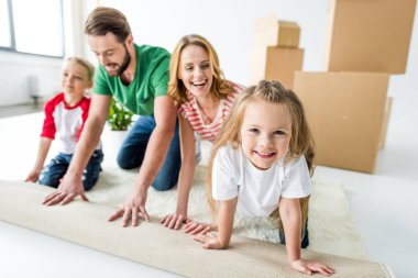 Aile unrolling halı