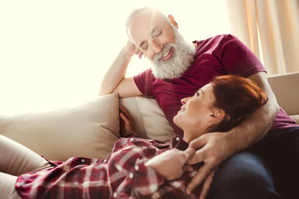 Happy mature couple — Stock Photo, Image