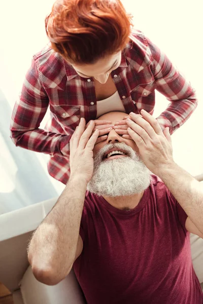 Pareja madura feliz — Foto de Stock