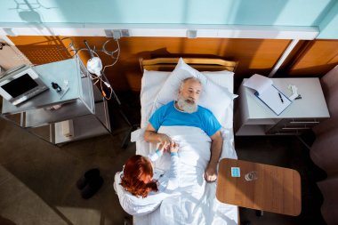hasta doktor tutan eli