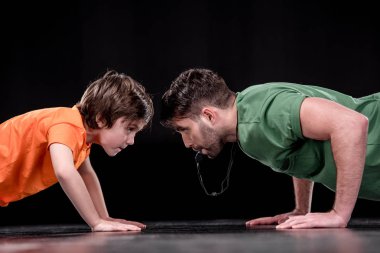 adam ve birlikte eğitim çocuk