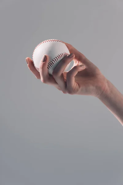 Beyzbol topu olan kadın — Stok fotoğraf