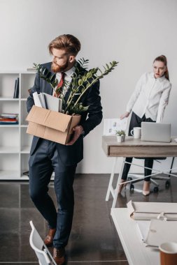 Genç işadamı ateş 