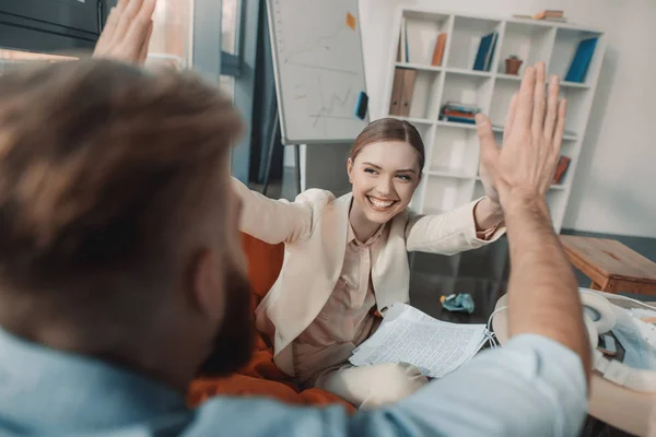 Junge Unternehmerin und Geschäftsfrau — Stockfoto