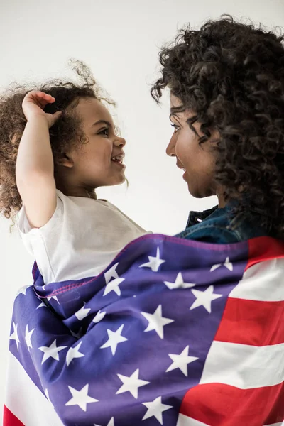 Mother embrace daughter — Stock Photo, Image