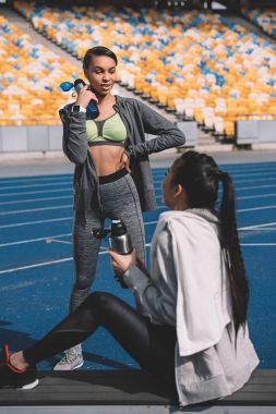 Genç sportswomen Stadı 