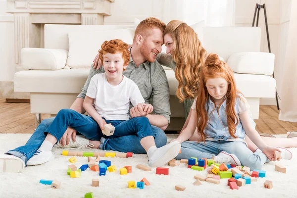 Family playing with constructor — Stock Photo, Image