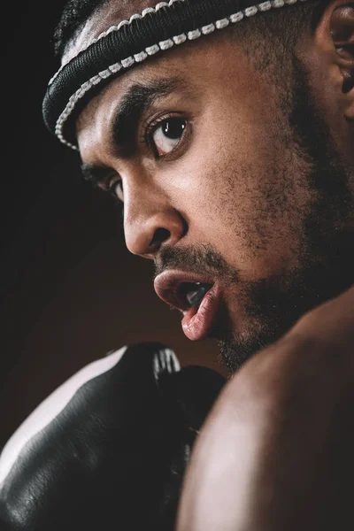 Muay Thai athlete — Stock Photo, Image