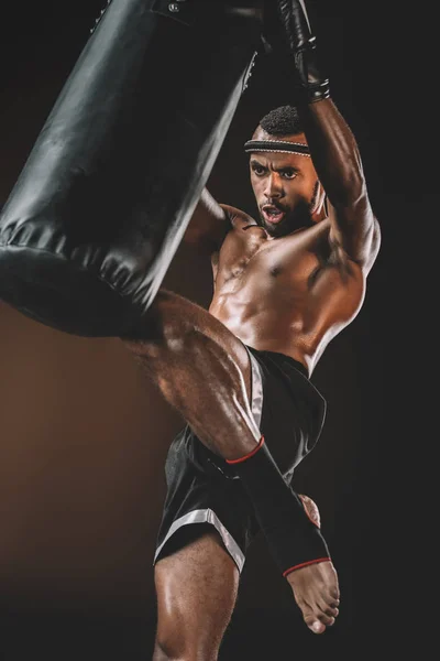 Muay thai lutador — Fotografia de Stock