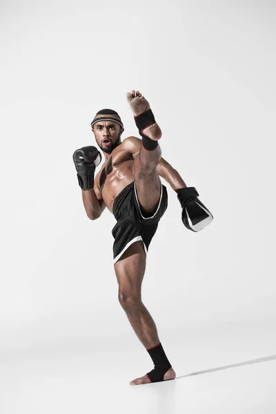 Muay thai fighter — Stock Photo, Image