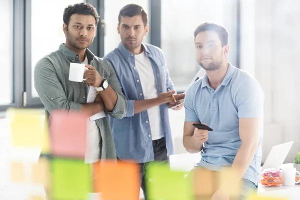 Gelegenheitsunternehmer im Büro — Stockfoto