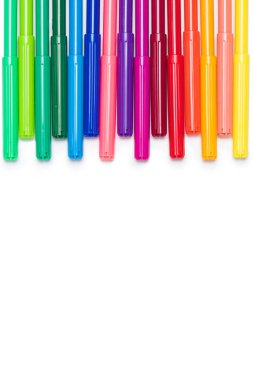 Renkli keçeli kalemler 