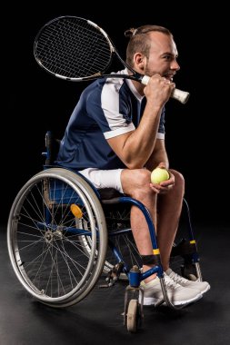 Tekerlekli sandalye tenis oyuncusu 