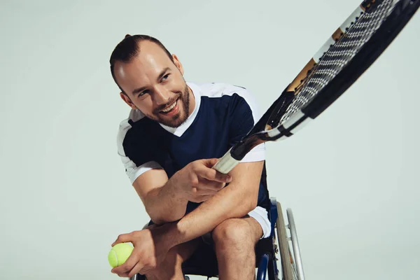 Tekerlekli sandalye tenis oyuncusu — Stok fotoğraf