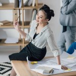 Молодая азиатская предпринимательница Молодая азиатская предпринимательница