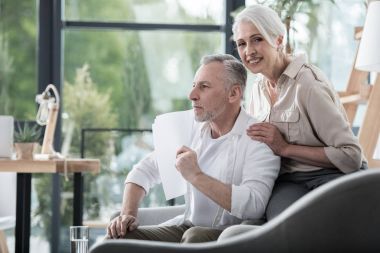 Mutlu üst düzey meslektaşları 