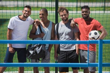 çok kültürlü futbol takımı