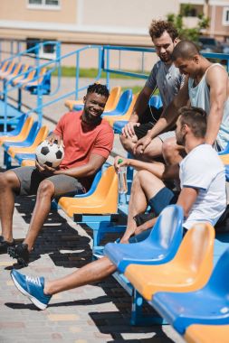 çok kültürlü futbol takımı