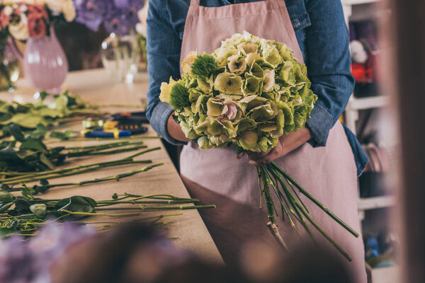 florist arranging flowers