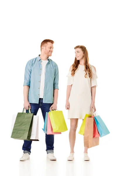 Couple avec sacs à provisions — Photo gratuite
