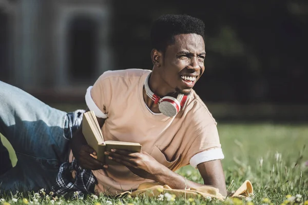 African american student — Stock Photo, Image
