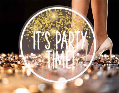 Yüksek topuklu ayakkabı kadın bacakları