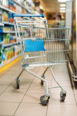 süpermarket alışveriş sepeti boş