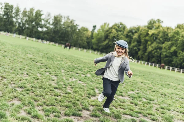 Cheerful child at countryside — Stock Photo, Image