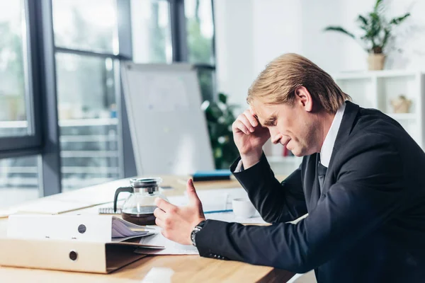 Boos zakenman — Stockfoto