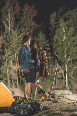 gezi hiking couple