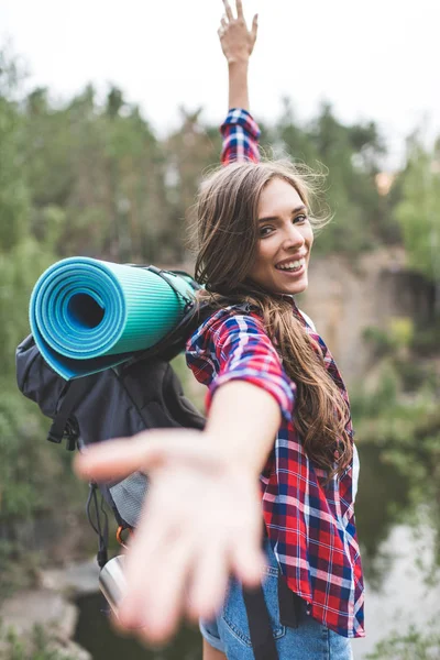 Woman with trekking backpack — Stock Photo, Image