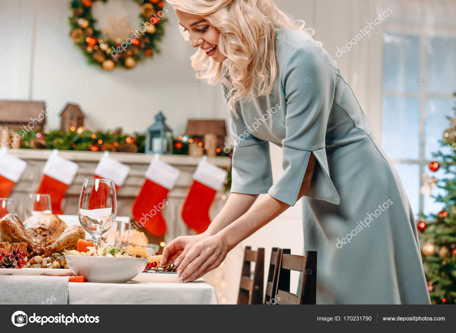 Рождество застолье. Питание после праздников. Празднование нового года. Праздничное застолье. Блюда после новогодних праздников.