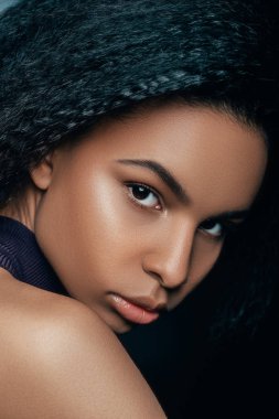 çekici Afro-Amerikan kız