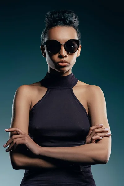 Fashionabla afroamerikanska modell — Stockfoto