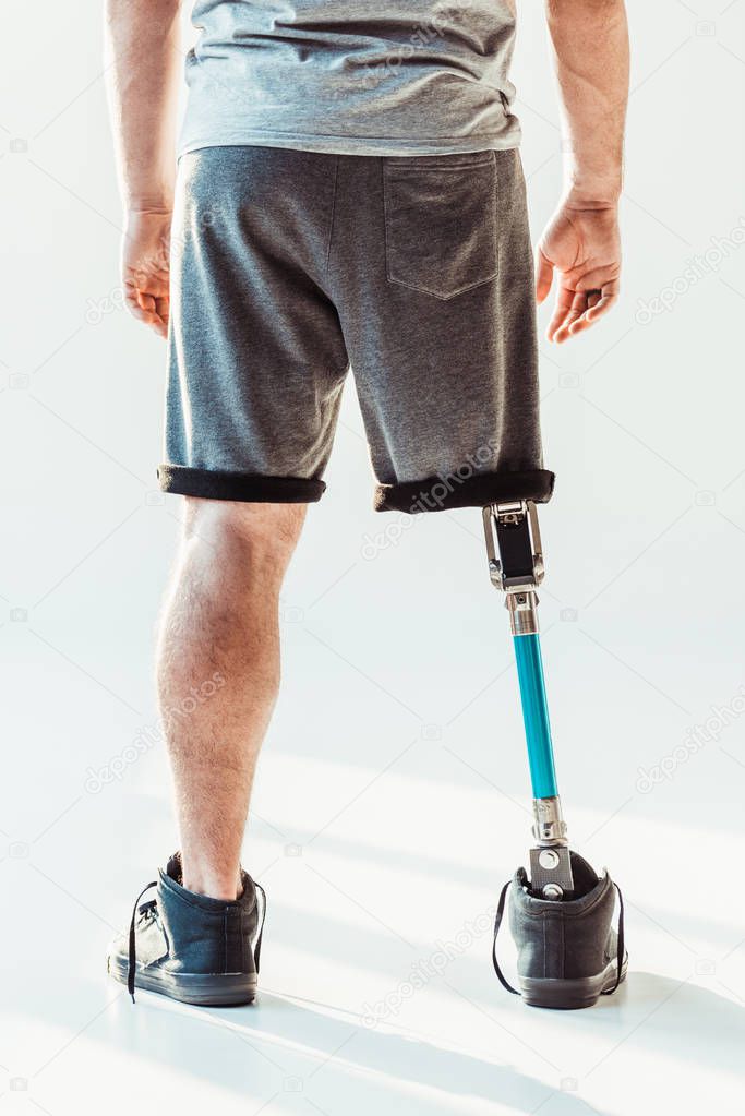 man with leg prosthesis