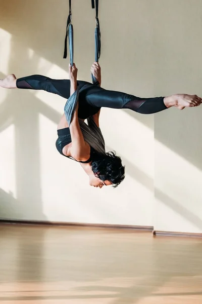 Yoga con mosca — Foto de Stock