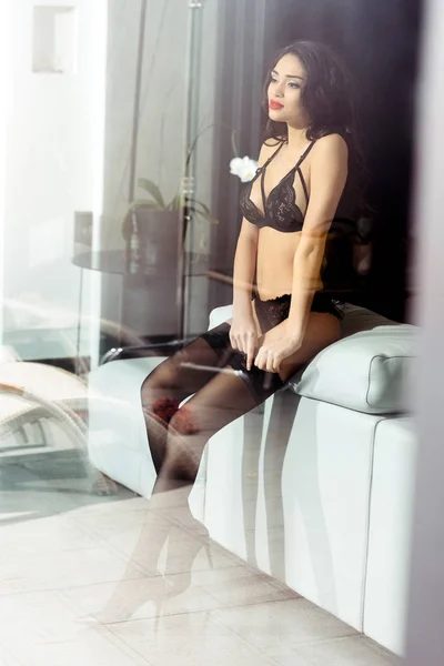 Meisje in sexy lingerie — Stockfoto