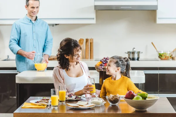 Familie — Stockfoto