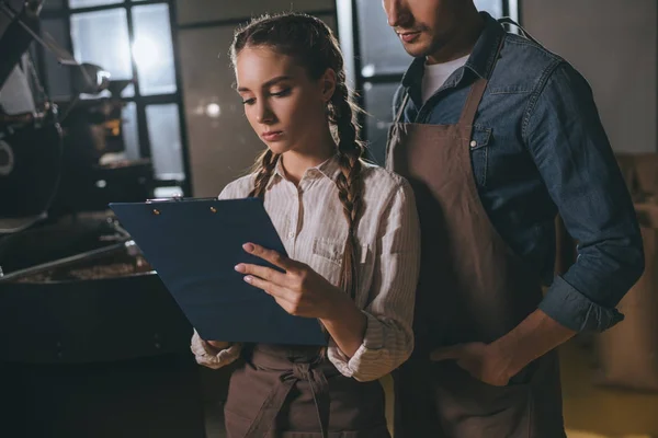 Partial View Coffee Shop Workers Checking Coffee Beans Roasting Process — Stock Photo, Image