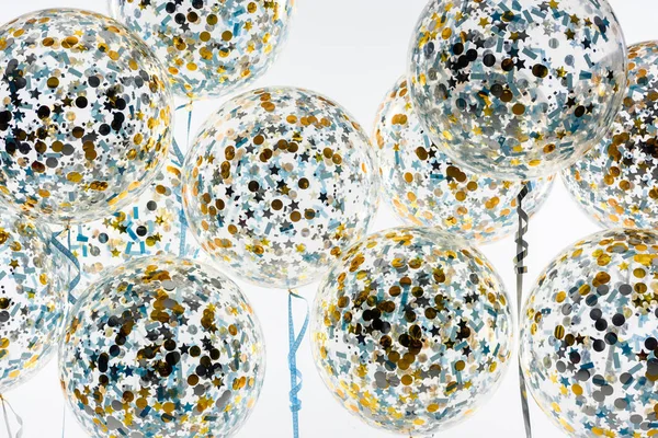 Große Luftballons Mit Goldenem Und Blauem Konfetti Und Sternen Isoliert — Stockfoto