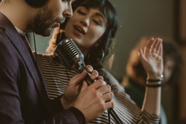 şarkıcı şarkı birlikte performans yakın çekim shot