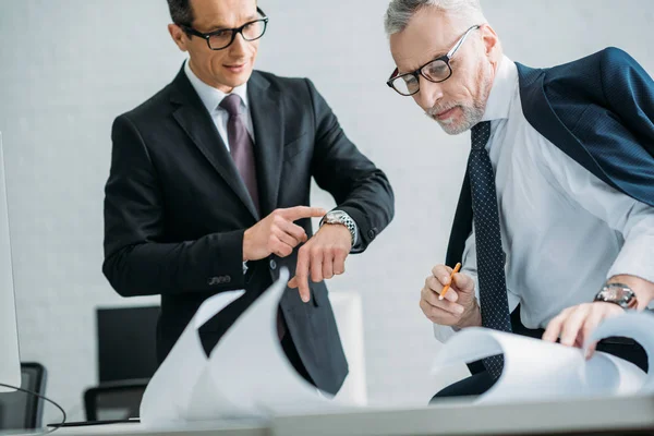 Businessmen Suits Eyeglasses Having Meeting Office — Stock Photo, Image