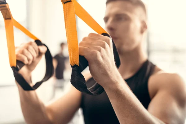 Close View Muscular Young Man Training Suspension Straps Gym — Stock Photo, Image