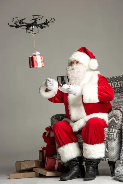 Santa Claus using drone — Stock Photo